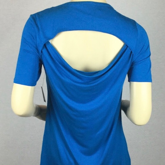 Stylish blue Women’s Top Tahari Brand stretch short sleeved crew neck open back - Picture 3 of 12